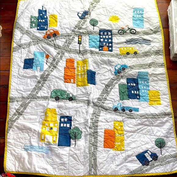 Crate & Kids Crate & Barrel city roads cars applique crib kids quilt blanket - Picture 1 of 7